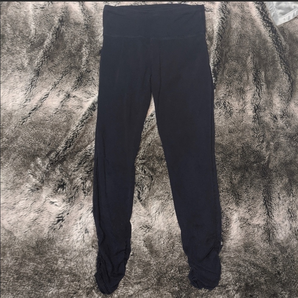 ALO Yoga Black Leggings Cinch Ankle
